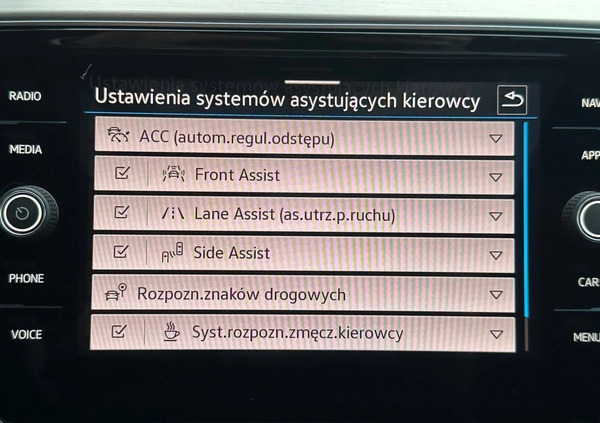 Volkswagen Passat cena 209900 przebieg: 15000, rok produkcji 2023 z Niepołomice małe 781